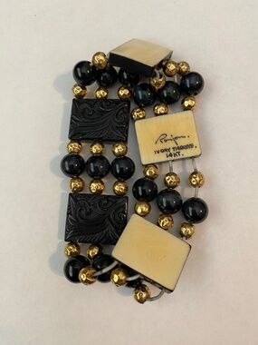 Marked Ronjon Ivory Tigereye 14K black onyx bracelet. Vintage stretch bracelet.